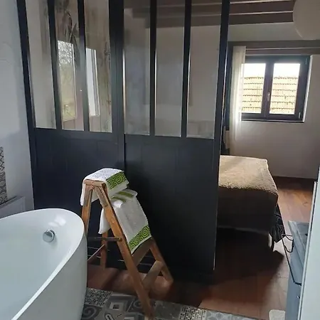 Hotel Maison Accueillante Avec Jacuzzi Prive A